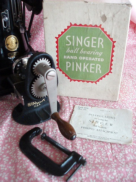 singer hand crank pinker