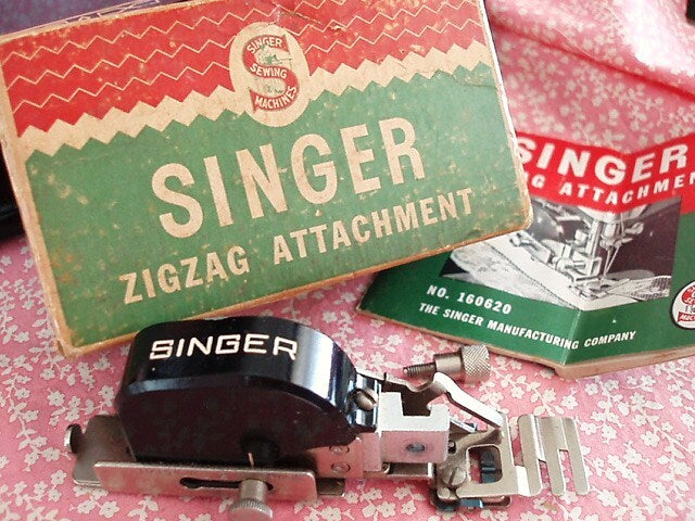 ZigZag BLACK Adjustable Attachment, Singer Featherweight (Vintage Original)