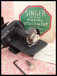 Pinking Attachment, Singer (Vintage Original)