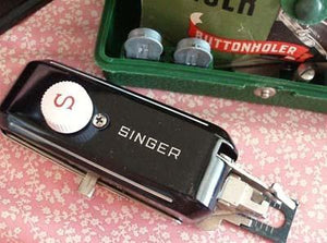 Singer Buttonholer Attachment Template, (Vintage Original)