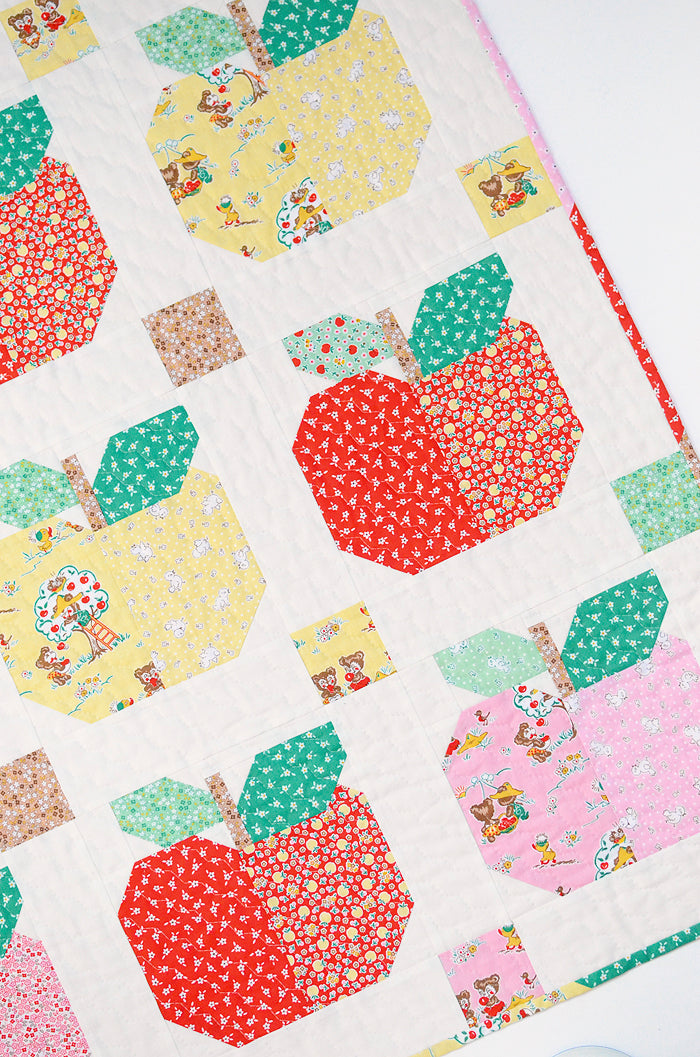 Pattern, Sweet Apples Quilt & Pillow Cover by Ellis & Higgs (digital download)