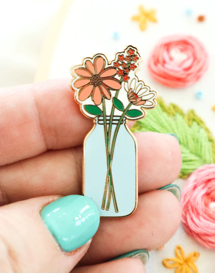 Needle Minder, MASON JAR VASE by Flamingo Toes