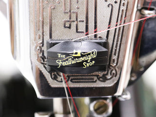 Load image into Gallery viewer, Thread cutterz on the featherweight faceplate