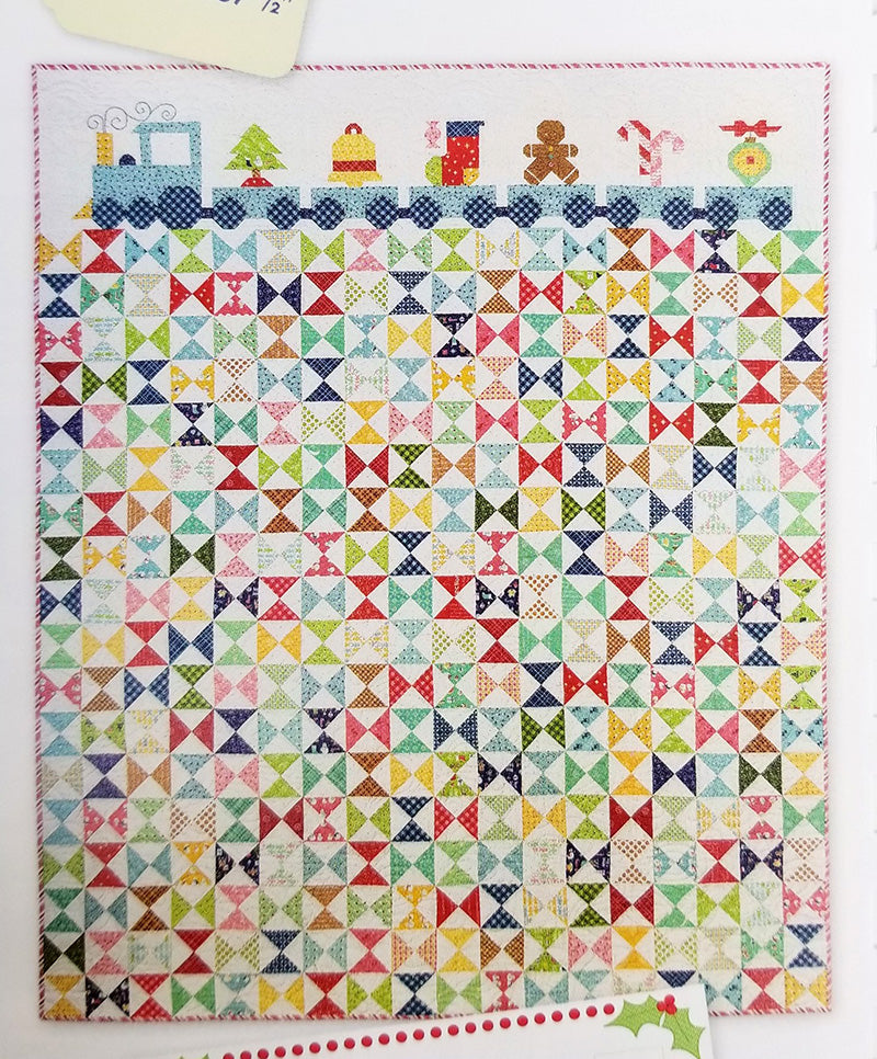 QUILT KIT, Lori Holt Two Color Quilt EVER-GREEN (Pattern Book Optional)