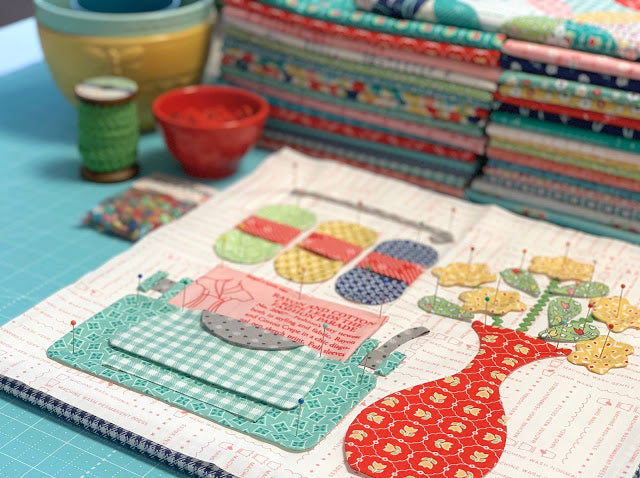 Sew Simple Shapes, VINTAGE HOUSEWIFE by Lori Holt of Bee in My Bonnet
