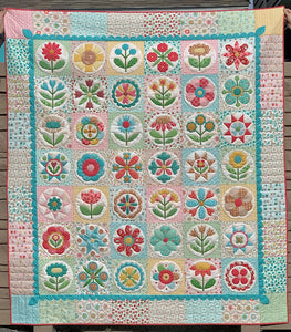 Sew Simple Shapes, GRANNY'S GARDEN by Lori Holt of Bee in My Bonnet
