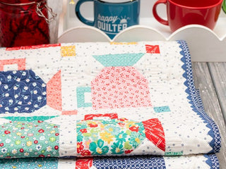 Load image into Gallery viewer, PATTERN, GOOD MORNING MUG Table Runner Quilt Pattern by Lori Holt of Bee in my Bonnet