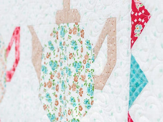 Load image into Gallery viewer, PATTERN, GRANNY&#39;S TEAPOT Quilt Pattern by Lori Holt of Bee in my Bonnet