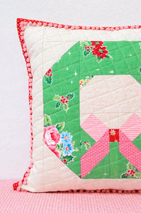 Pattern, Tis The Season Pillow Cover / MINI Quilt by Ellis & Higgs  (digital download)