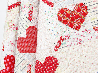 Load image into Gallery viewer, Pattern, Love is All Around Quilt by Ellis &amp; Higgs (digital download)