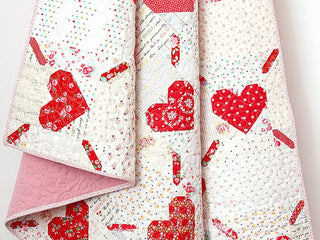 Load image into Gallery viewer, Pattern, Love is All Around Quilt by Ellis &amp; Higgs (digital download)