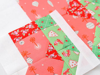 Load image into Gallery viewer, Pattern, Christmas Stockings Quilt Block by Ellis &amp; Higgs (digital download)