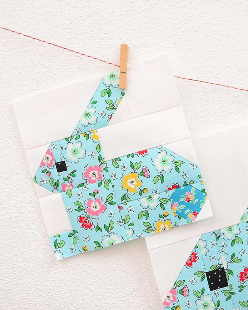 Pattern, Sitting Bunny Rabbit Quilt Block by Ellis & Higgs (digital download)