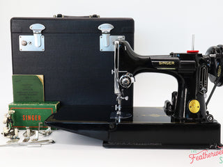 Load image into Gallery viewer, Singer Featherweight 221 Sewing Machine, AH991***