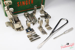 Singer Featherweight 221 Sewing Machine, AH991***